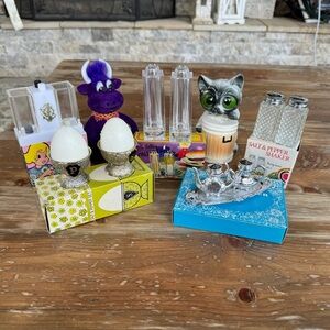 Vintage Salt & Pepper Shakers MCM new Bundle of 7